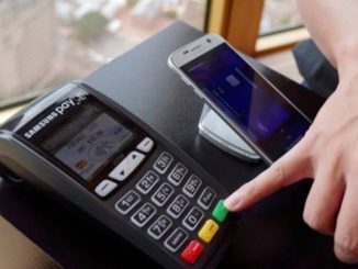 Samsung's new Samsung Pay mobile wallet system is demonstrated at its Australian launch in Sydney
